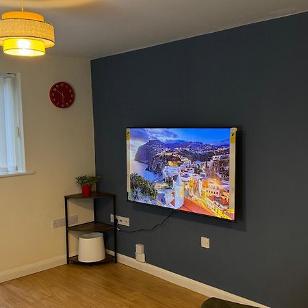 The Vogue Stay, 3 Bedrooms, 2 Bathrooms, Ideal For Jr & Oxford Hospitals, Free Carpark, Conveniently Located For Ring Road Access, 2 Miles From Oxford City Centre Easy Car & Bus Route Exterior foto